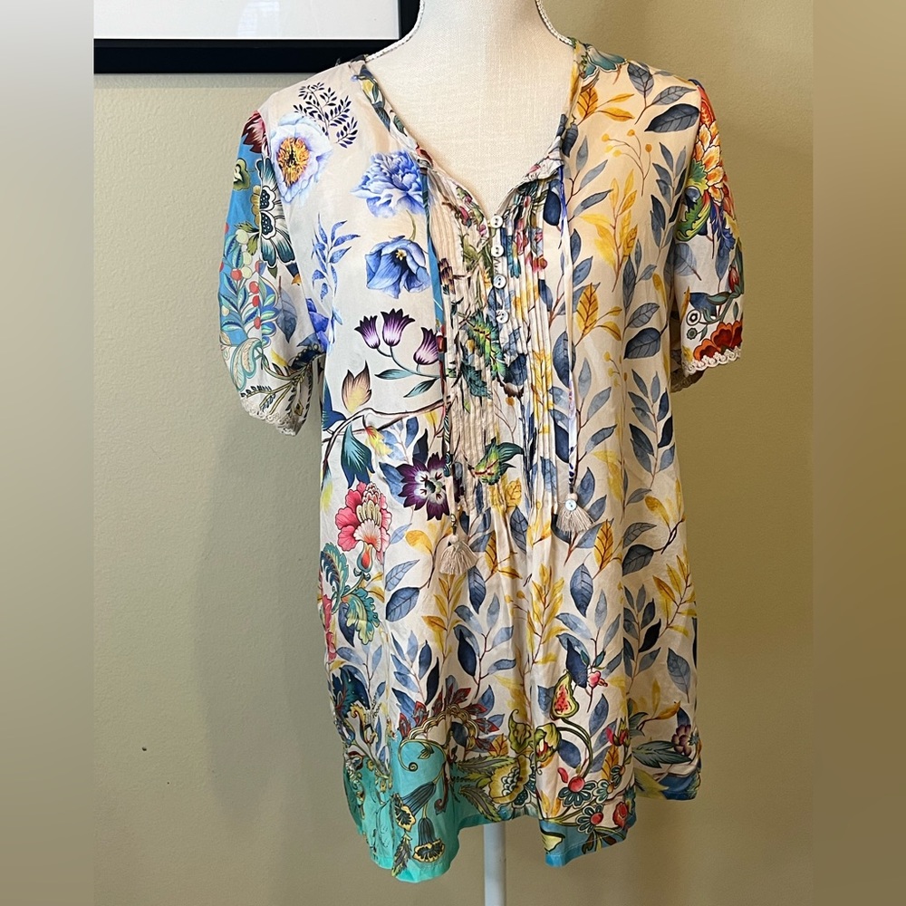 NWT Johnny Was silk floral BLU MAI TUNIC blouse Size S.